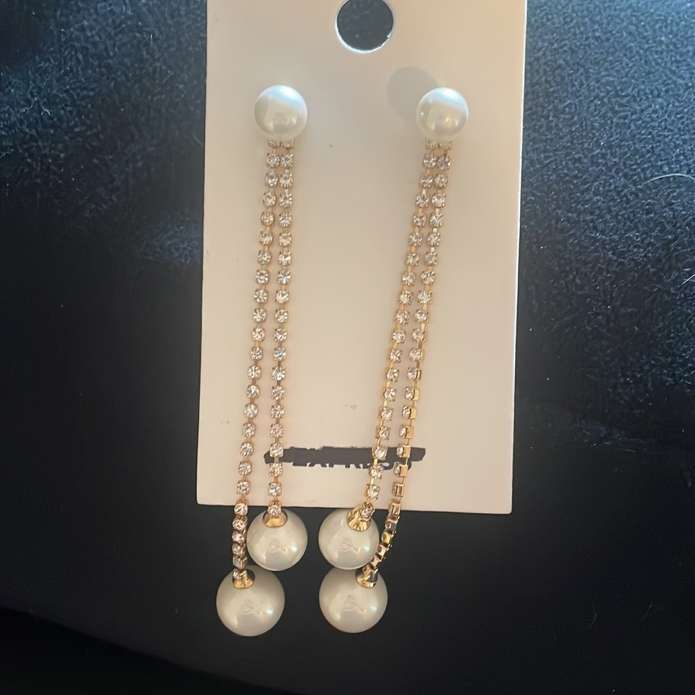 Pearl Rhinestone Gold Tone Drop Earrings